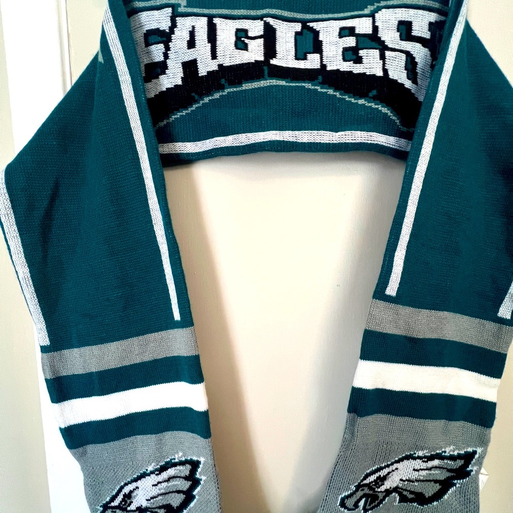 Eagles Jersey W/ Scarf